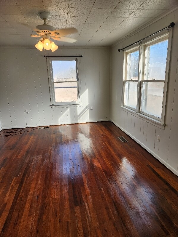 Foto del edificio - 300 Nipper St