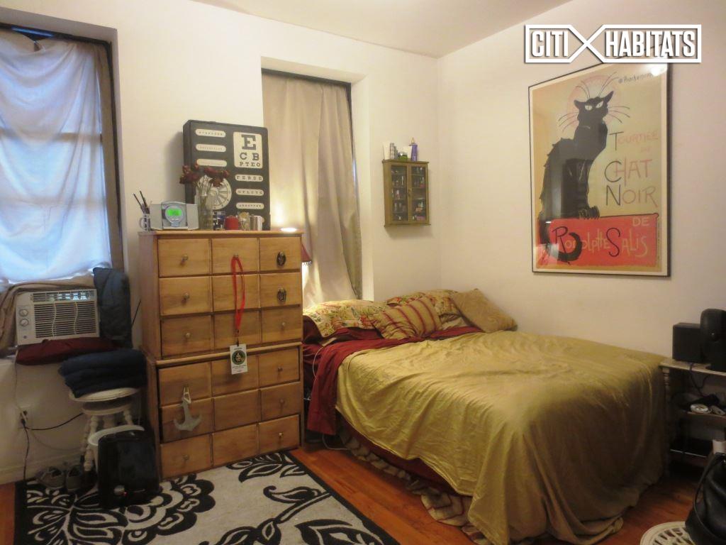 Building Photo - 443 W 151st St