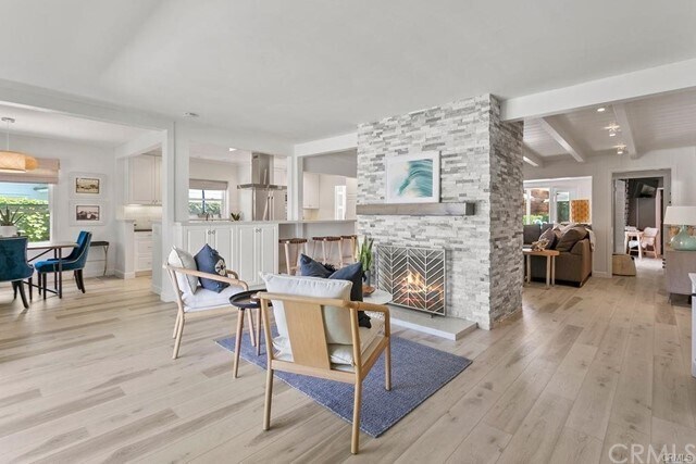 Building Photo - 309 Kings Pl