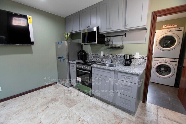 Foto del edificio - 15754 Faculty Ave