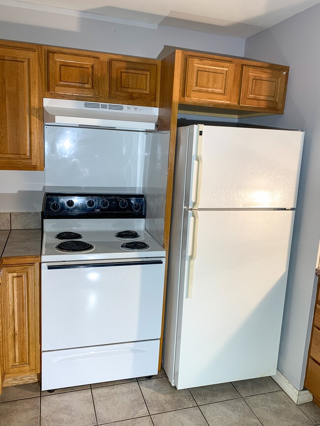 Kitchen - 468 Mt Carmel Rd