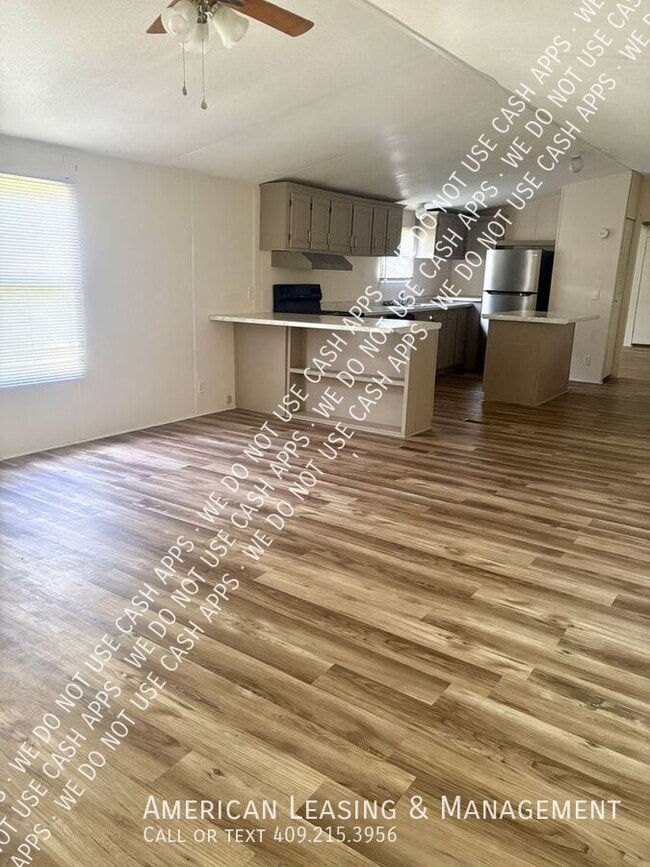 Building Photo - 109 Hornet Ln