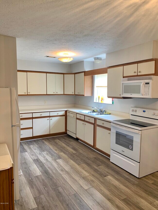 Foto del edificio - 103 Downing St