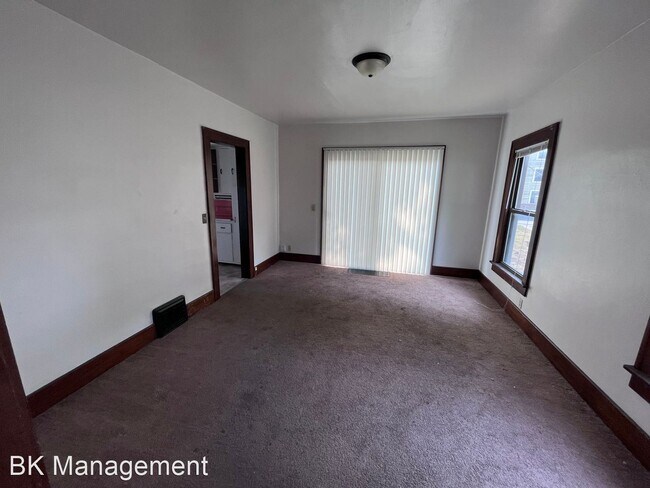 Building Photo - 3 br, 1 bath House - 520 Hayes Street
