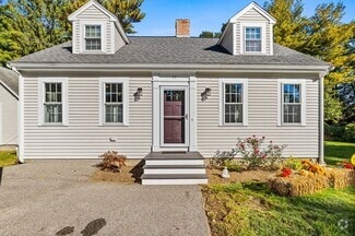 Building Photo - 72 Elm St