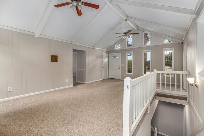 Building Photo - 5416 Saddle Ridge Ln