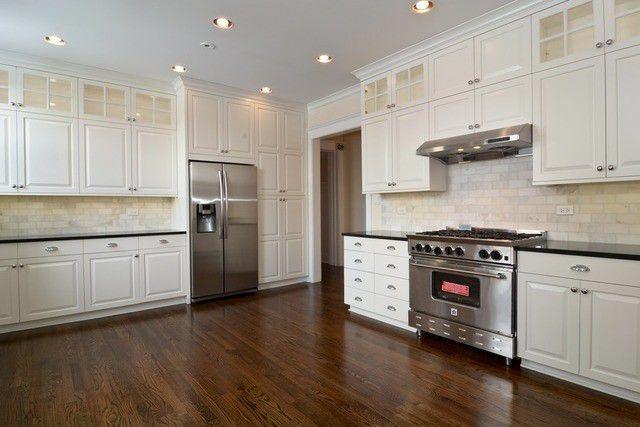 Building Photo - 533 W Diversey Pkwy