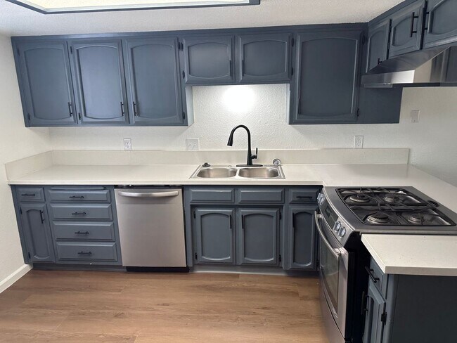 Foto del edificio - 952-954 - South Linwood Apartments