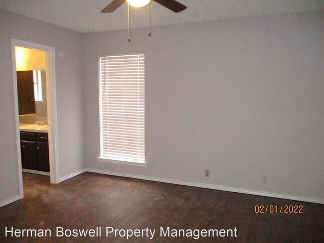 Building Photo - 3 br, 2 bath House - 2030 Granbury St