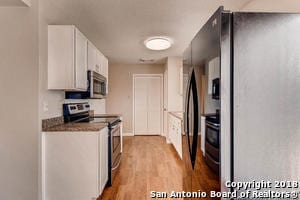 Building Photo - 6143 Lyndell Spring
