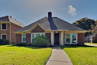Building Photo - 1315 Forest Hollow Dr
