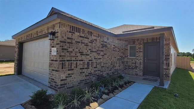 Building Photo - 526 Dalloway St