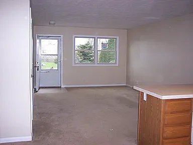 Building Photo - 9644 Meadowland Ct