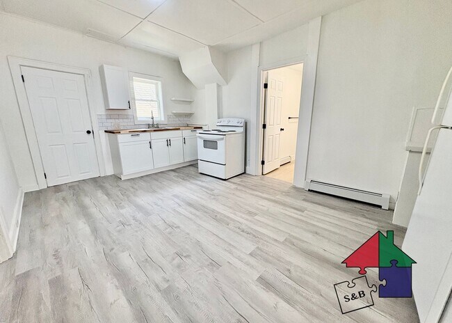 Foto del edificio - 94 Malletts Bay Ave