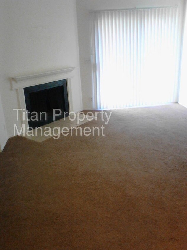 Primary Photo - 720 Sunrise Ave