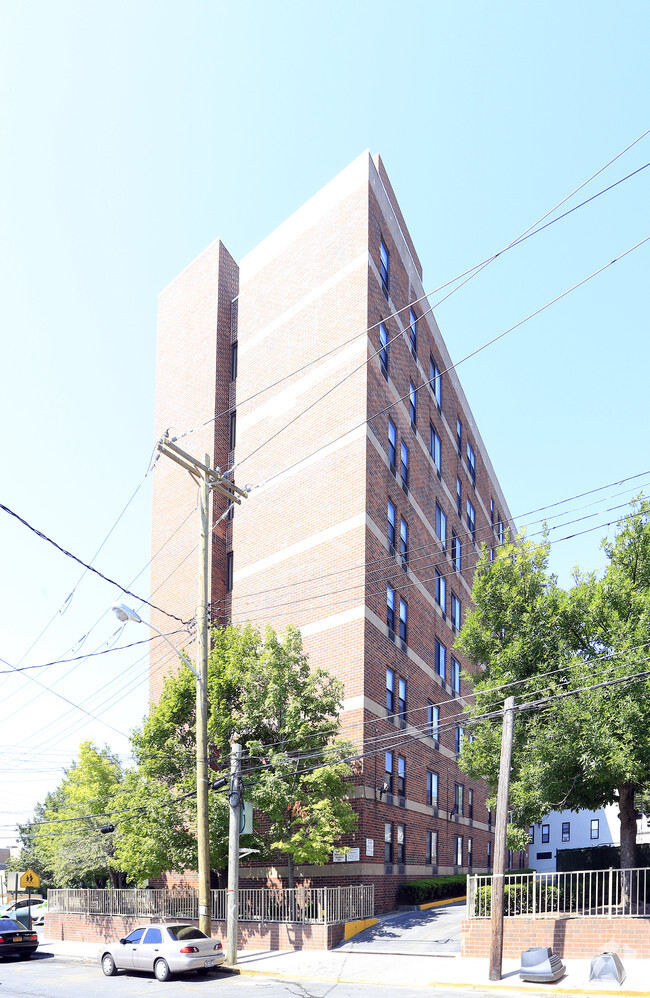 Building Photo - Sunnybrook Apartments