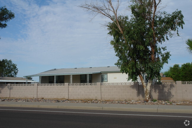 Building Photo - Desert Skies