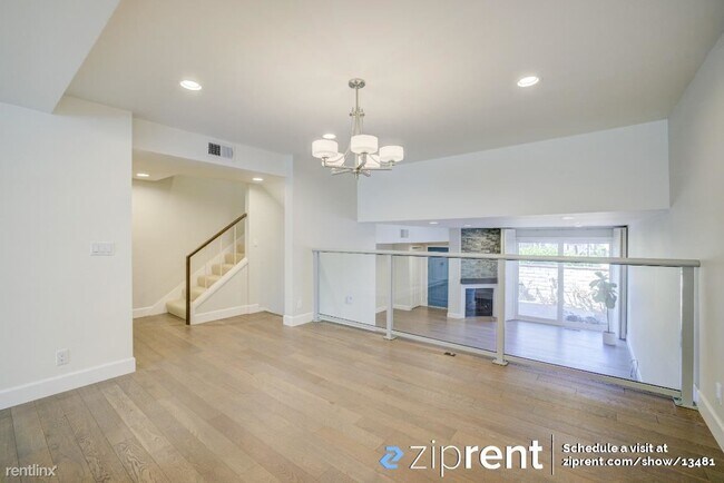 Foto del edificio - 2 br, 2.5 bath Townhome - 4335 Alla Rd, Ma...