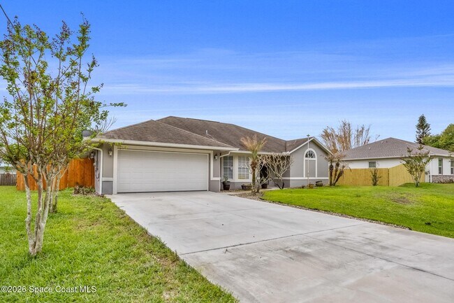 Foto del edificio - 5695 Graham St