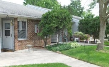 Building Photo - 1200 Rays Dr