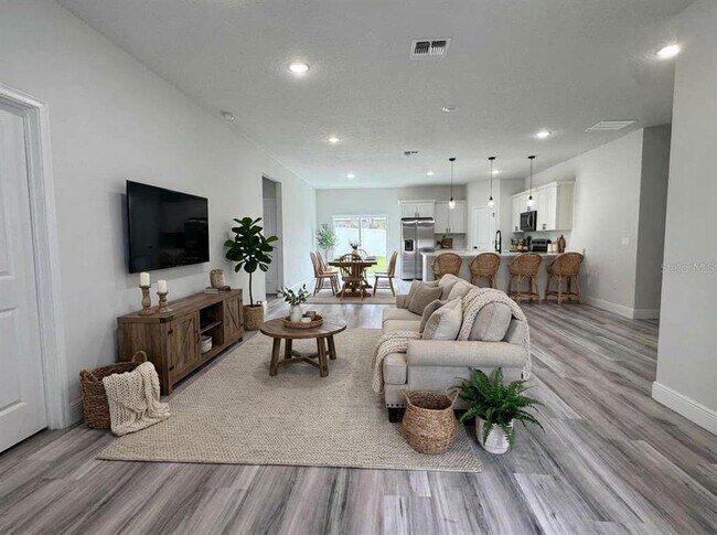 Foto del edificio - 3832 SW 157th Place Rd