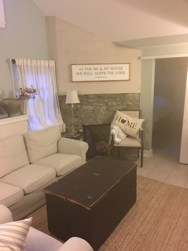 Foto del edificio - 425 Littlebrook Rd
