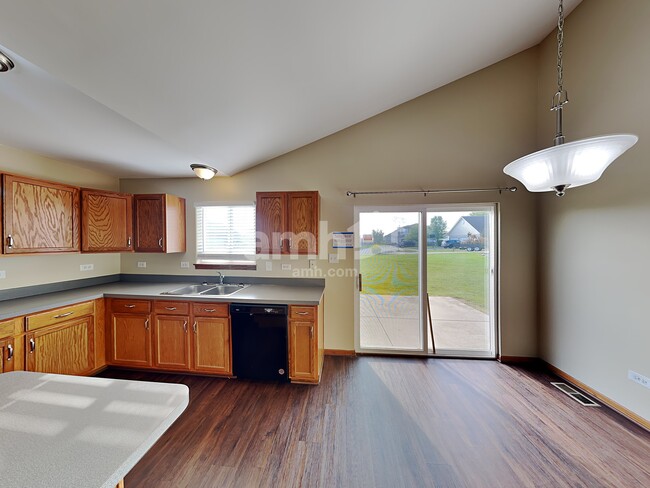 Foto del edificio - 26251 W Bayberry Ct