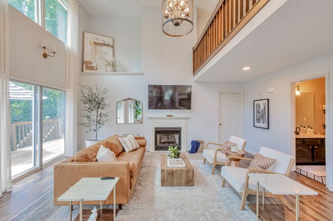 Foto del edificio - 1232 Reelfoot Cir