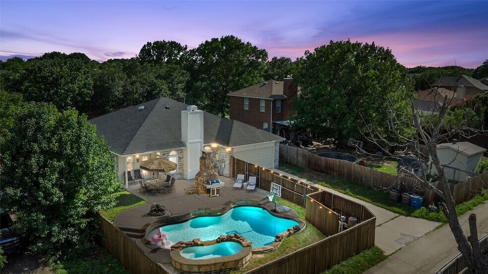 Foto principal - 1531 Home Park Dr