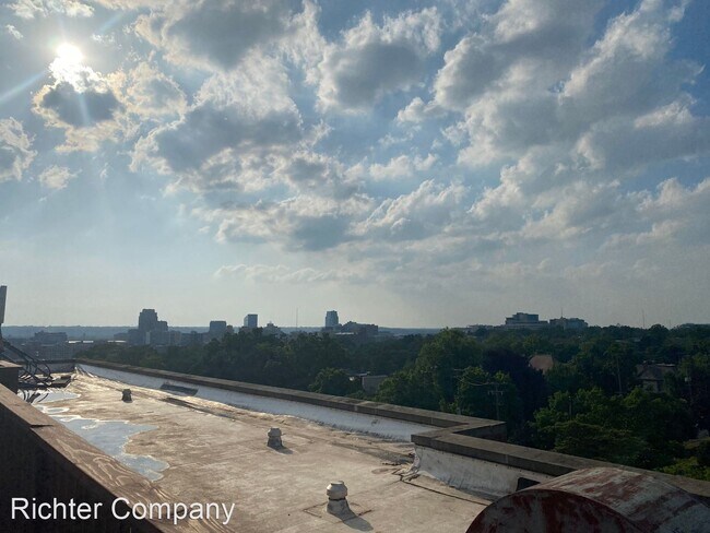 Foto del edificio - 1 br, 1 bath House - 505 Cherry St SE Suit...