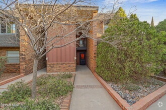 Building Photo - 4800 N Stanton St