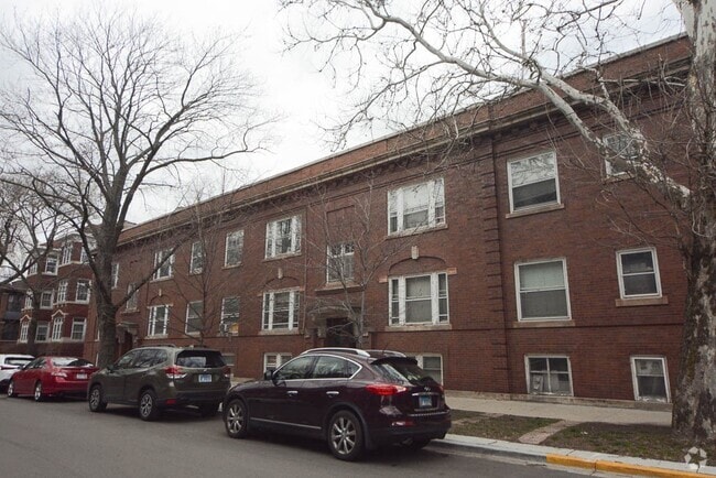 Building Photo - 1422 W Rosemont Ave