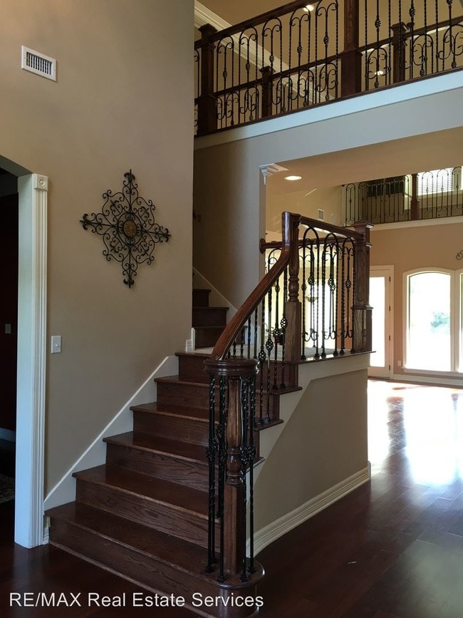 Building Photo - 5 br, 3 bath House - 56 Legacy