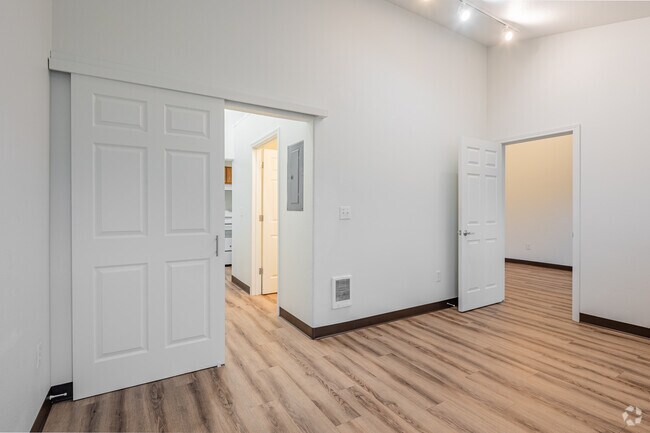 0 habitaciones, 1 baño - 610 pies cuadrados - Dormitorio - Plum Meadows