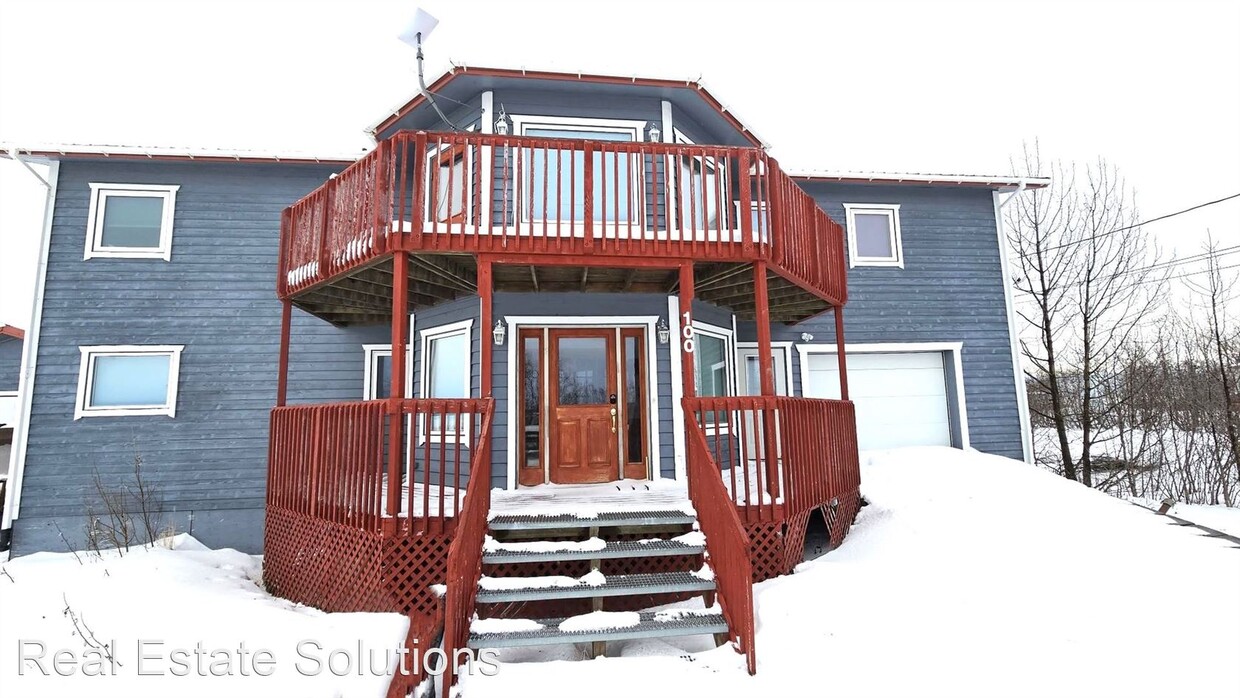 Primary Photo - 4 br, 3 bath House - 100 Sidney St