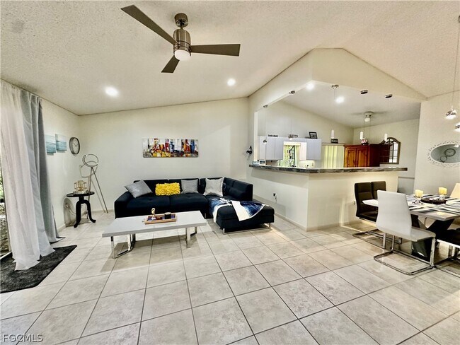 Foto del edificio - 13212 Tall Pine Cir