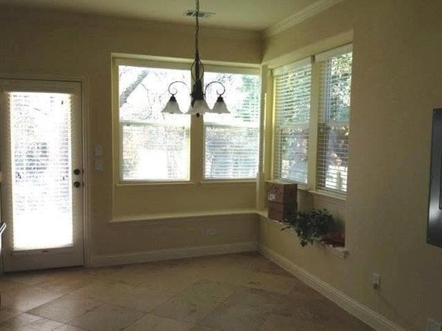 Foto del edificio - 2220 Burning Tree Ln