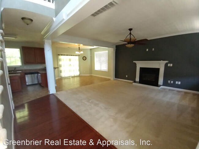 Building Photo - 4 br, 2.5 bath House - 1964 Breck Ave