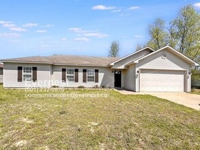 Building Photo - 18 Deer Run Dr