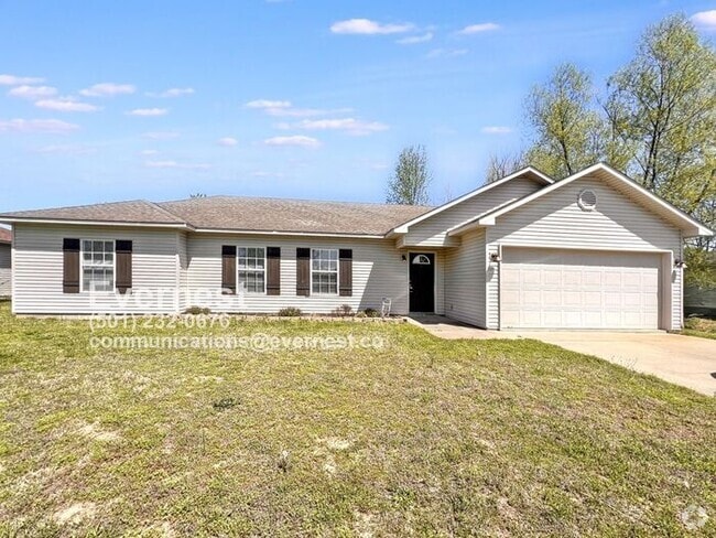 Building Photo - 18 Deer Run Dr