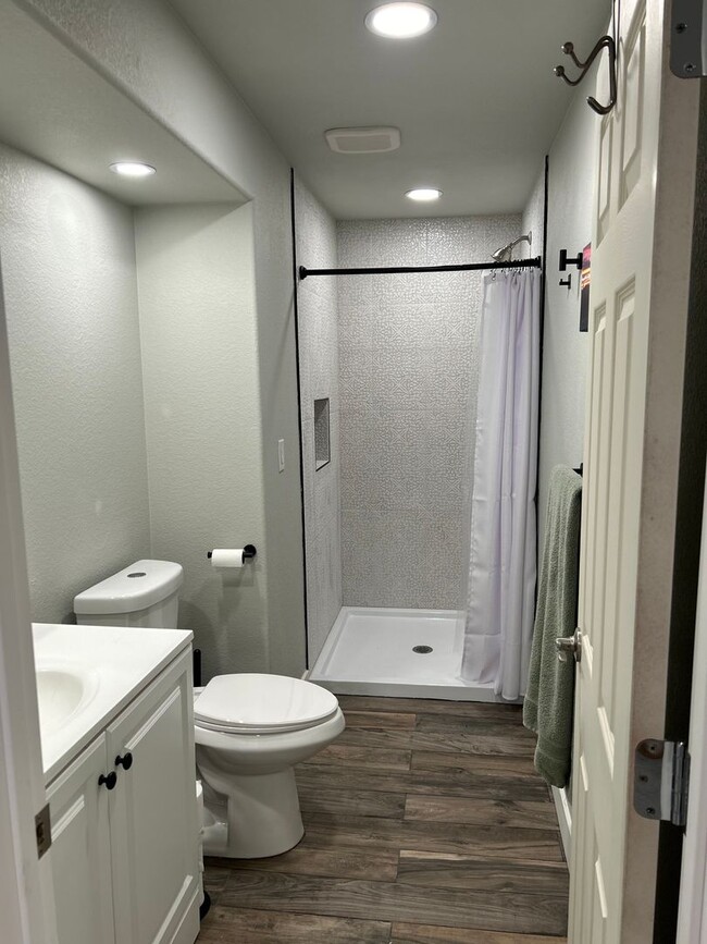 Building Photo - Beautiful Aurora Home for Rent