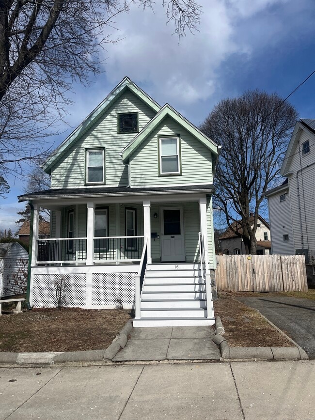 Photo - 16 Gordon St House