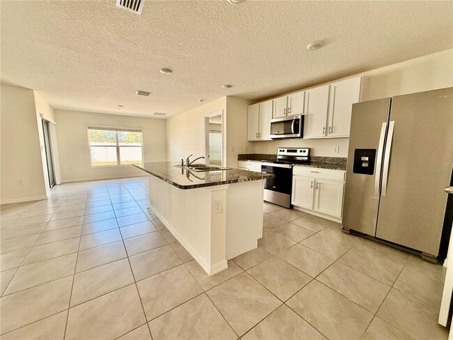 Building Photo - 4119 Autumn Amber Dr