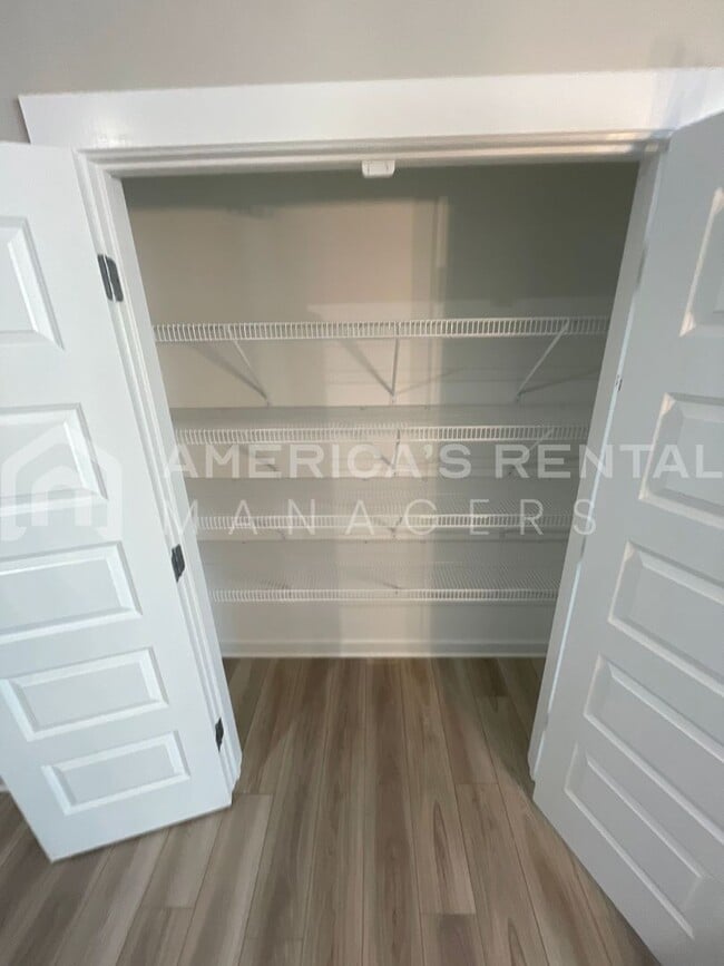 Building Photo - Home for Rent in Jasper, AL!!!  SIGN A 13 ...