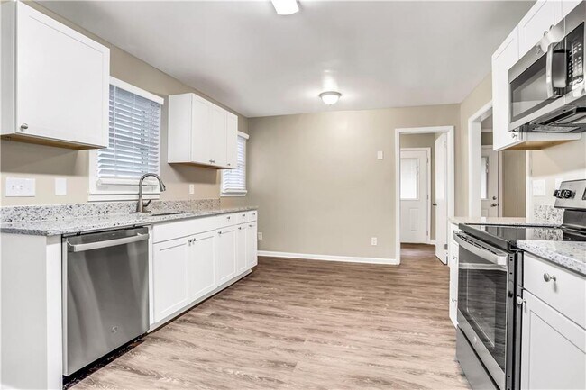 Foto del edificio - 3990 Chase Ct