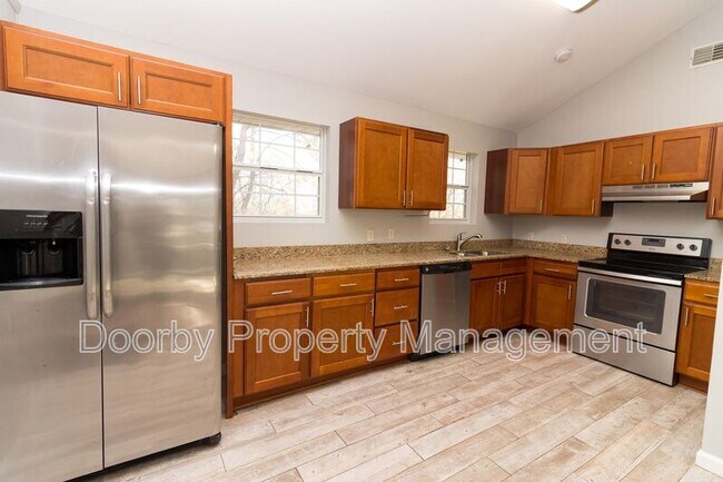 Foto del edificio - 6619 Fairview Rd