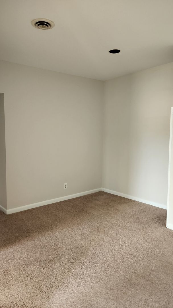 Foto del edificio - Affordable Condo with New Kitchen and Bath