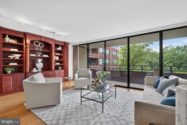 Building Photo - 2555 Pennsylvania Ave NW