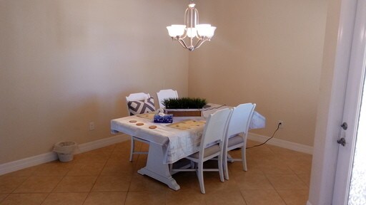 Foto del edificio - 10414 Spruce Pine Ct