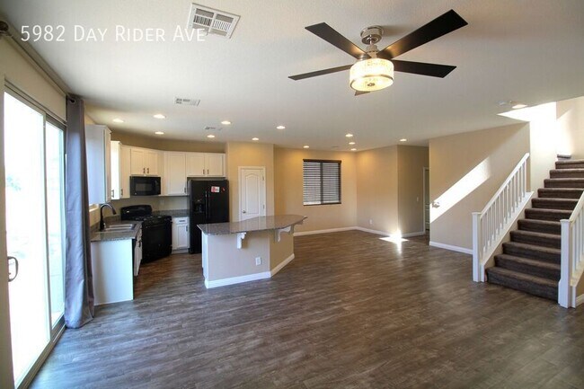 Foto del edificio - 5982 Day Rider Ave